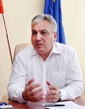 Доц. д-р Атанас Атанасов, УНСС: Икономическа рецесия няма да има преди края на годината
